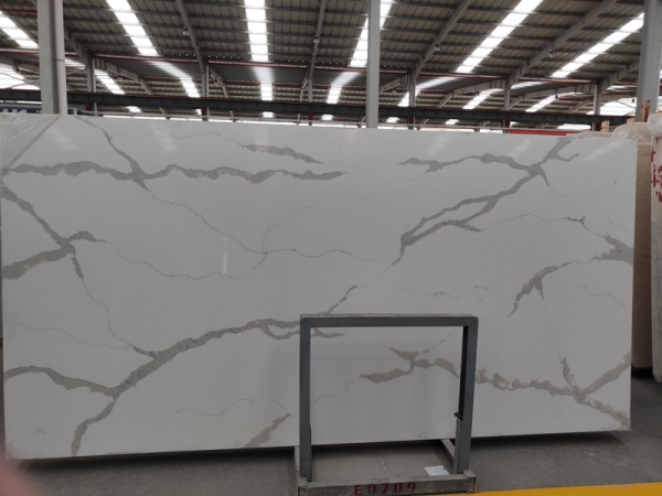 Calacatta White Quartz T07