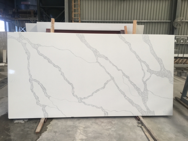 Calacatta White Quartz F04